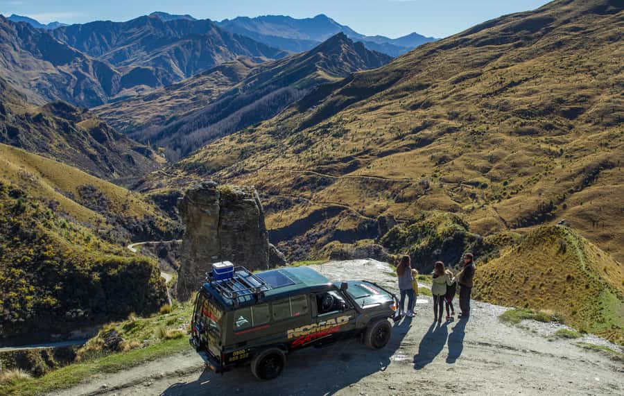 Queenstown: 4WD Lord Of the Rings Half-Day Tour - The Ford of Bruinen, tea, and gold panning