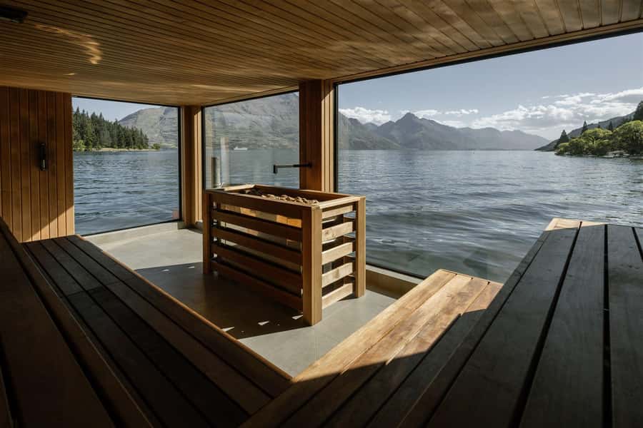 Queenstown: Floating Sauna Experience on Lake Whakatipu - Key points before you book