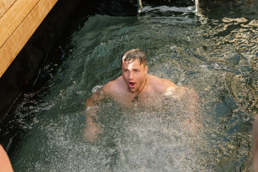 Queenstown: Floating Sauna Experience on Lake Whakatipu - Is $35 good value in Queenstown?