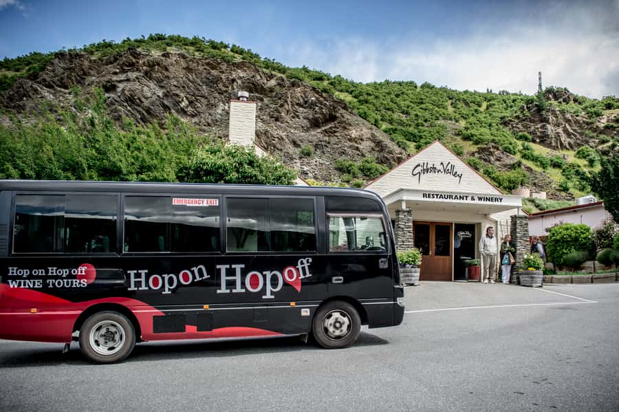Queenstown & Gibbston Valley: Hop-On Hop-Off Wine Tours - Queenstown, Arthur’s Point, and adventure stops