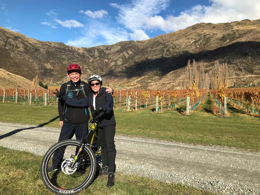 Queenstown: Guided E-Bike Tour with Winery Visits & Tastings - Gibbston Valley turns the ride toward wine