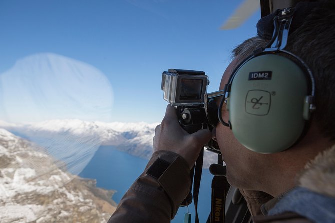 Queenstown Heli-Snowmobiling Adventure - Staff, guides, and the feel of the day