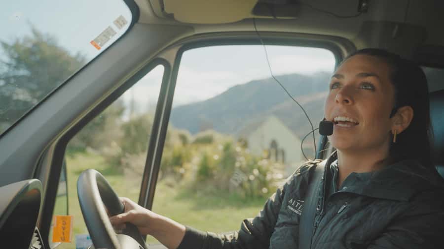 Queenstown: Helicopter & Wine Tasting Tour - Who should book this experience