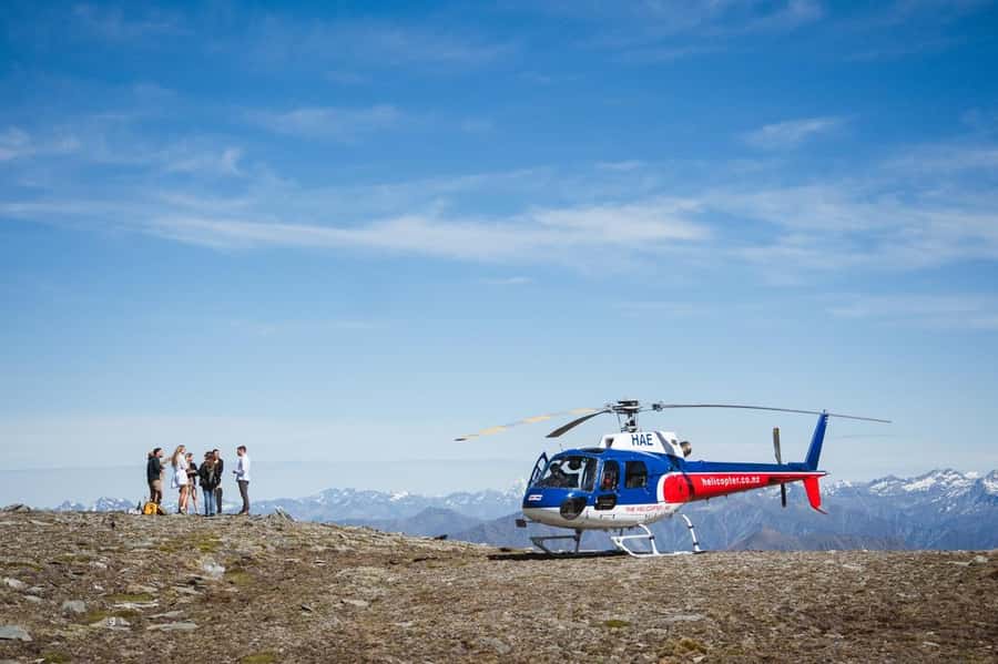 Queenstown: Helicopter & Wine Tasting Tour - The 9am start and the flight to Gibbston
