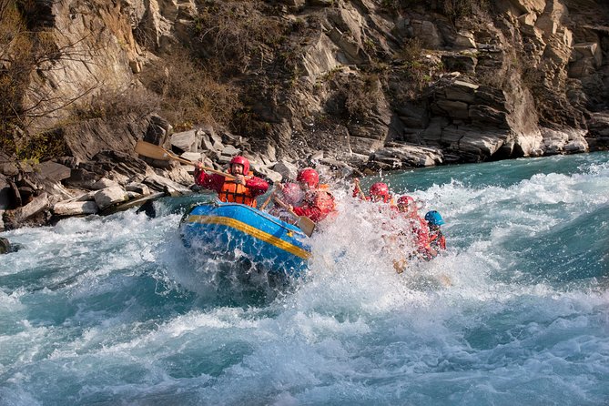 Queenstown Kawarau River Rafting and Jet Boat - Rafting through the Kawarau Gorge
