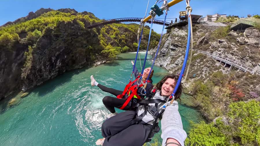 Queenstown: Kawarau Swing! (Solo, Tandem or Triple!) - Arriving at the Kawarau Bungy Centre