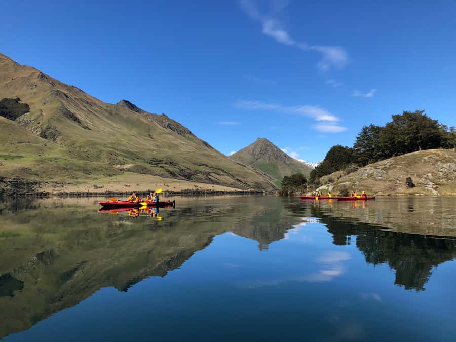 Queenstown: Kayaking or SUP Experience on Moke Lake - Kayaking or SUP: choosing the right craft