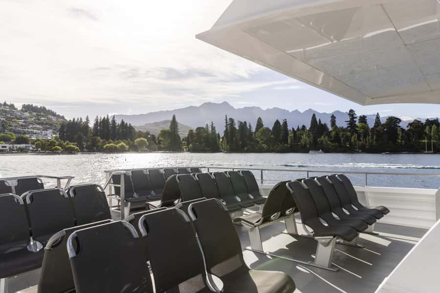 Queenstown: Lake Whakatipu Boat Trip - Leaving Queenstown for open water