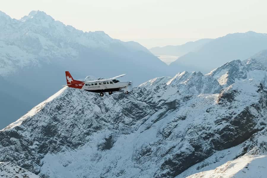 Queenstown: Milford Sound Flight and Cruise - Who will enjoy this most?