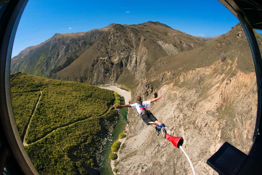 Queenstown: Nevis Bungy & Swing Combo - The 134-meter Nevis Bungy