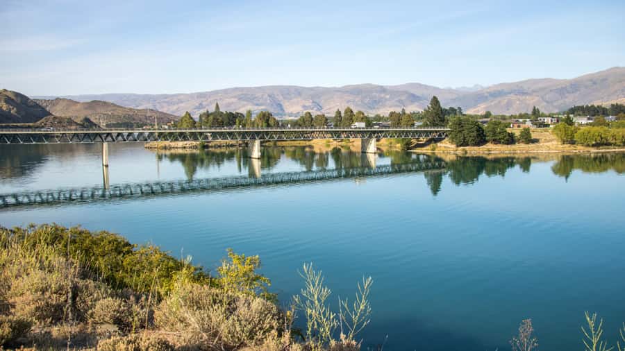 Queenstown: Private Day Trip to Wanaka, Arrowtown & More - Modern vehicles matter on a full road day