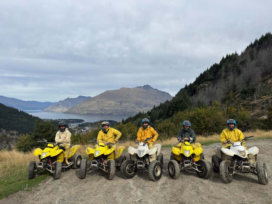 Queenstown: Quad Bike Tour - From Shotover Street to the Adventure Park