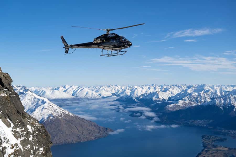 Queenstown: Remarakbles Helicopter Tour with Alpine Landing - From 64 Grant Road to The Remarkables