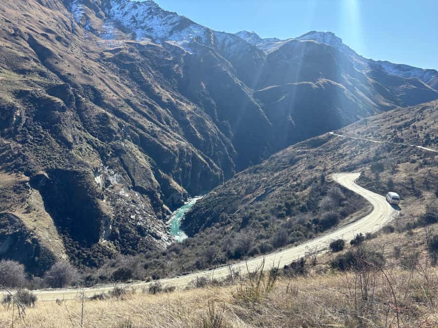 Queenstown: Skippers Canyon Goldrush Highlights Tour - How the tour compares with a self-drive
