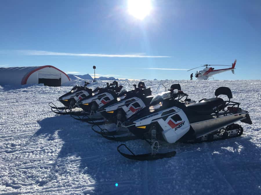 Queenstown: Snowmobiling Experience with Helicopter Flight - The Helicopter Flight over the Remarkables and Nevis Valley