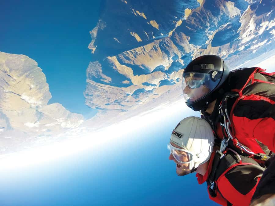 Queenstown: Tandem Skydive Experience - The flight up to 9,000, 12,000, or 15,000 feet