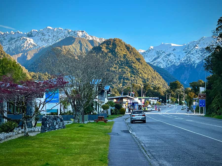 Queenstown to Franz Josef small group tour (one-way) - Lake Matheson closes the sightseeing day
