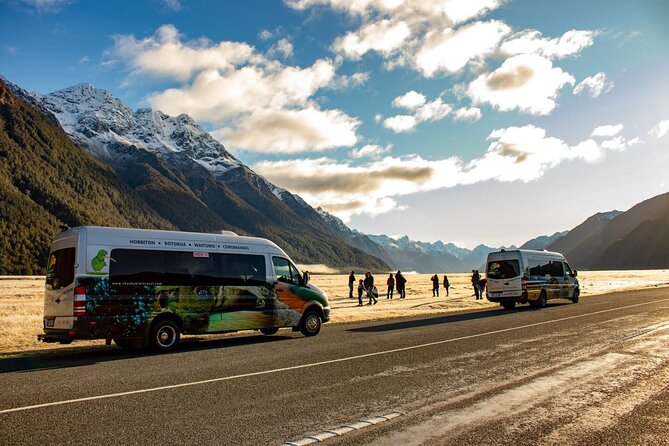 Queenstown to Te Anau via Milford Sound inc Cruise & Lunch - Lake Wakatipu and the Devil’s Staircase