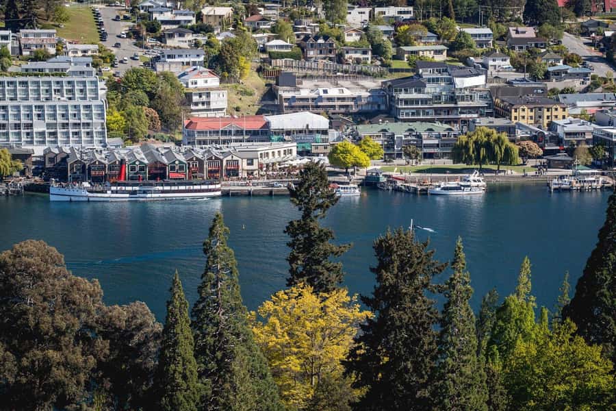 Queenstown: TSS Earnslaw Cruise of Lake Whakatipu - What the 90-minute schedule gives you