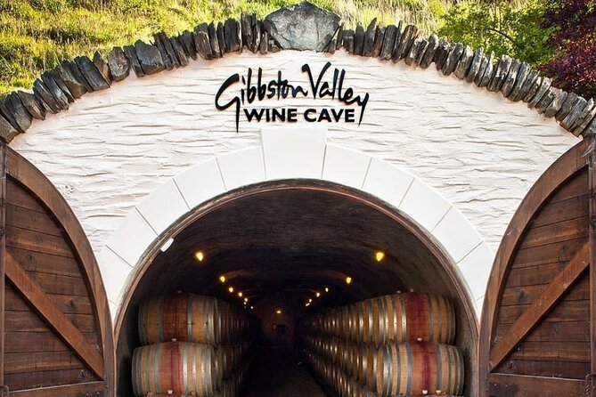 Queenstown Wine Tour - Gibbston Valley Cave | Kinross | Amisfield - The drive into Gibbston Valley