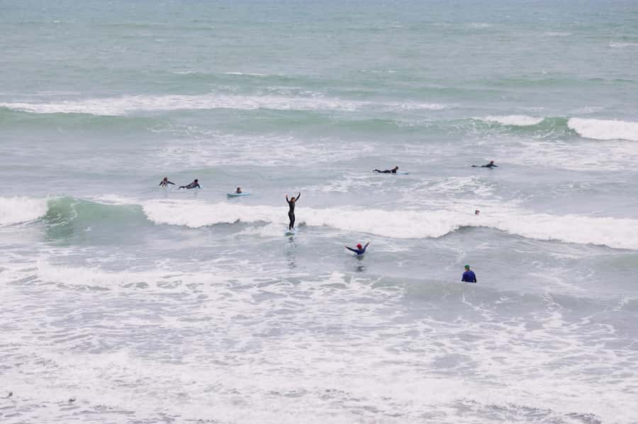 Raglan: 2 Day Surf Lesson & Rental Package - Equipment that keeps your first session simple