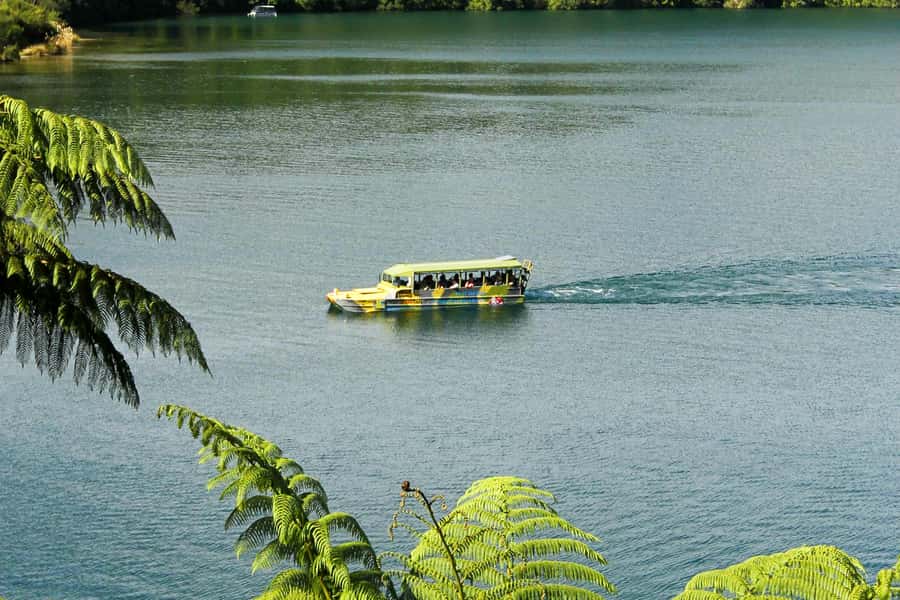 Rotorua City and Lakes Duck Tour - Weather, seating, and what to bring