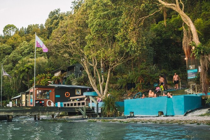Rotorua: Daytime Scenic Lake Rotoiti Kayak Tour - Starting at Otaramarae Boat Launch