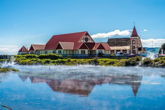 Rotorua Eco Cultural full day tour (Wai o Tapu, Waimangu,Te puia) - Scenic driving through Rotorua’s lakes and countryside