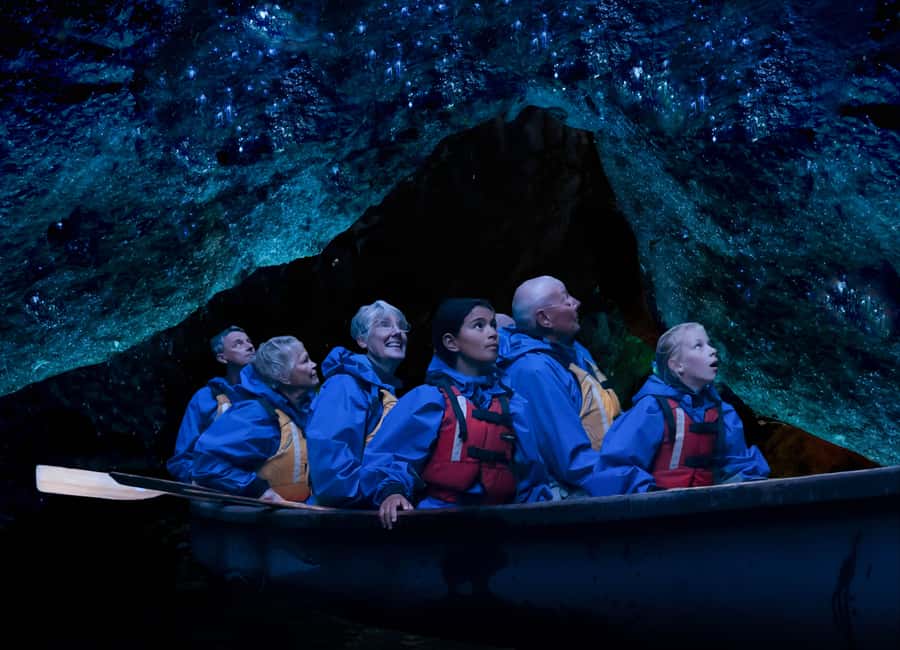 Rotorua: Evening Big Kanu Starlight Tour - Starting at Otaramarae Boat Launch