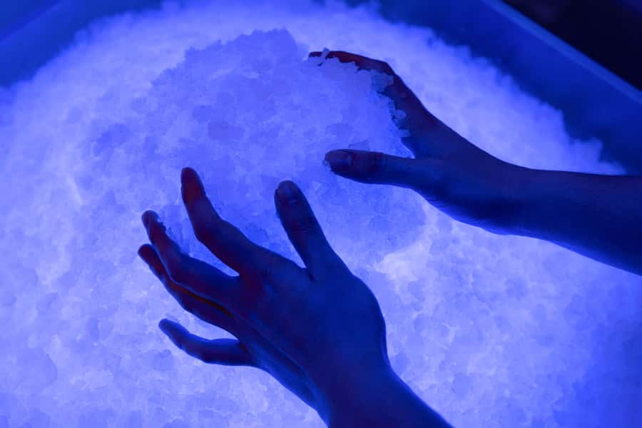 Rotorua: Lakefront Hot Springs & Spa - Luxury Māori Wellness - The mud lounge: a bowl, not a mud bath