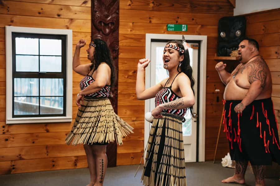 Rotorua: Māori Cultural Performance with Dancing - Poi dancing and stick games add movement