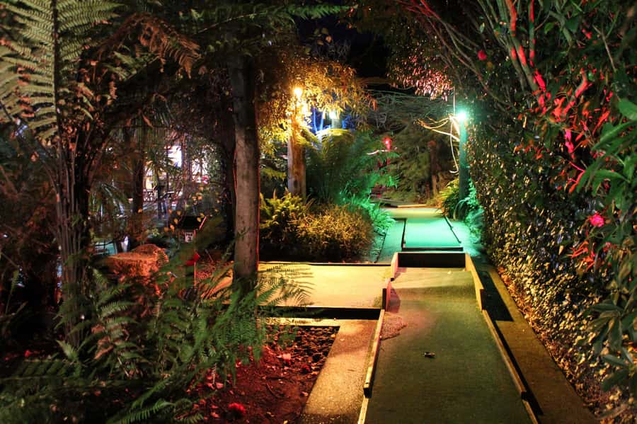 Rotorua: Mini Golf Experience - The opening holes and the animals