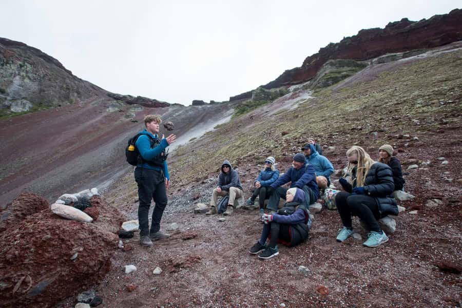 Rotorua: Mount Tarawera Volcanic Crater Half-Day Guided Walk - The 4x4 climb through native bush