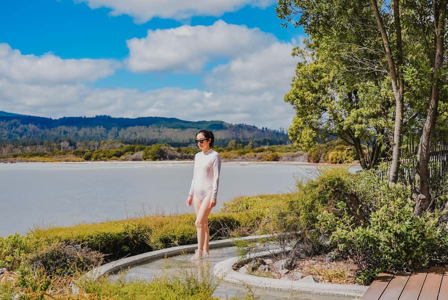 Rotorua: Polynesian Spa Pavilion Hot Pool Bathing (12+ yrs) - Rachel Spring and the Softer Water Feel