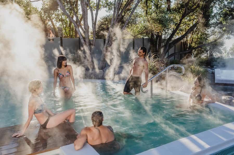 Rotorua: Polynesian Spa Pavilion Hot Pool Bathing (12+ yrs) - How Long to Stay in the Pools
