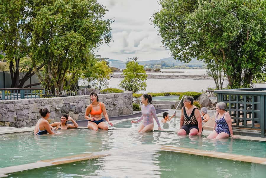 Rotorua: Polynesian Spa Pavilion Hot Pool Bathing (12+ yrs) - First Soak: Priest Spring’s Acidic Pools