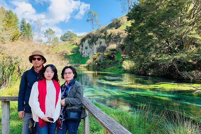 Rotorua Private tour with Hotspring - Thirty minutes among the Redwoods