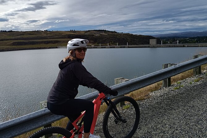 Roxburgh Gorge Bike Hire with Jet Boat & Return Shuttle Included - Why the Roxburgh Gorge route works so well