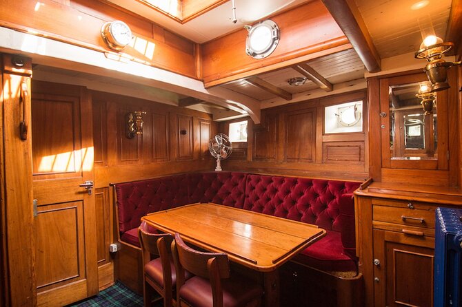 Scenic Cruise & Guided walk on Historic Motor Yacht Lake Te Anau - Sailing Back to Te Anau
