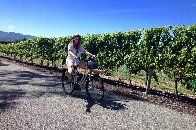 Self-Guided Wine Tours by Bike with Lorelle & Greg - The map and video save you from guesswork