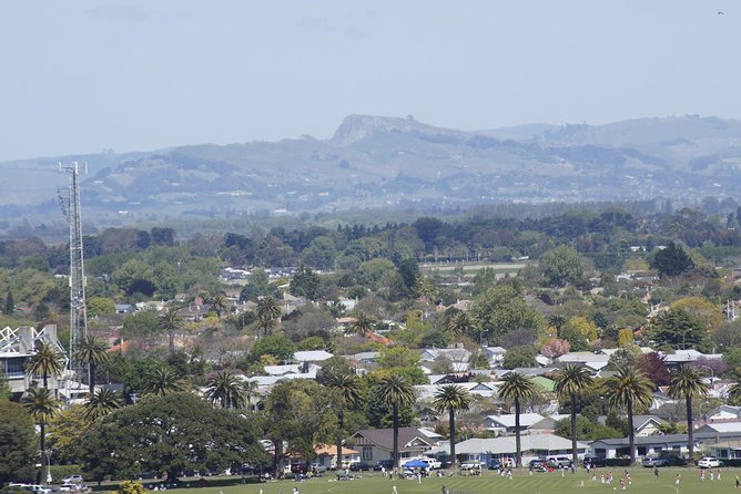 Shore Excursion: Napier and Surrounding Countryside Scenic Tour - Marine Parade and the Hawke Bay outlook