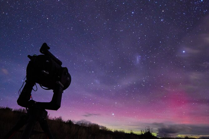 Silver River Stargazing Experience in Lake Tekapo - Cold air, supplied jackets, and the group photograph