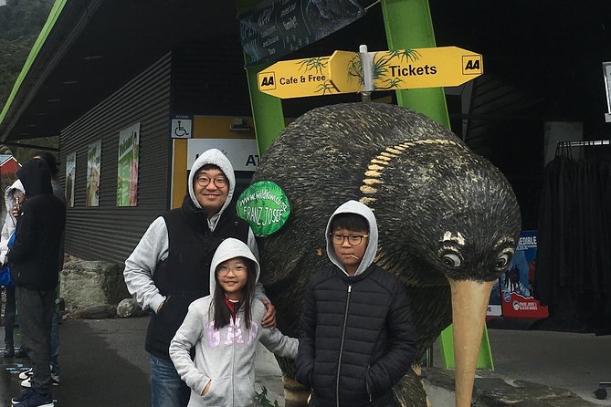 Skip the Line: Franz Josef Wildlife Center Ticket with Optional Backstage Pass - Glacier exhibits and West Coast storytelling