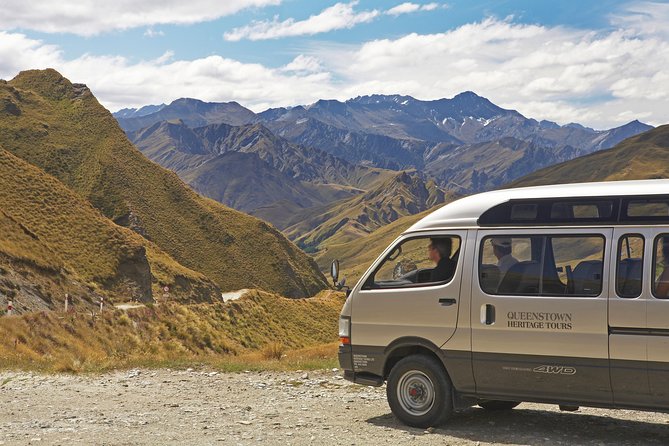 Skippers Canyon 4WD Tour from Queenstown - What the guide adds to the experience