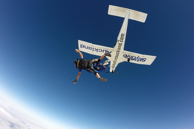 Skydive Auckland - Flying in the 17-seat turbine aircraft
