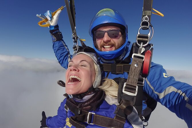 Skydive Auckland - Photos, video, and the cost of the day