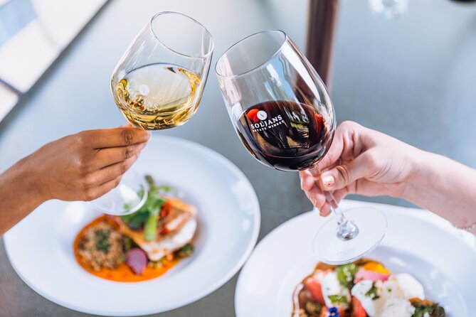 Small-Group Kumeu Wine Country Tour with Wine Tastings & Lunch - Why Kumeu makes a good half-day escape