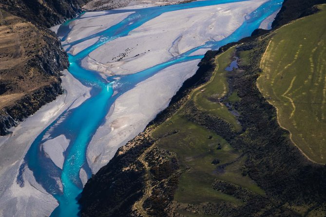 Southern Alps Scenic - Landing on Chest Peak at nearly 6,500 feet