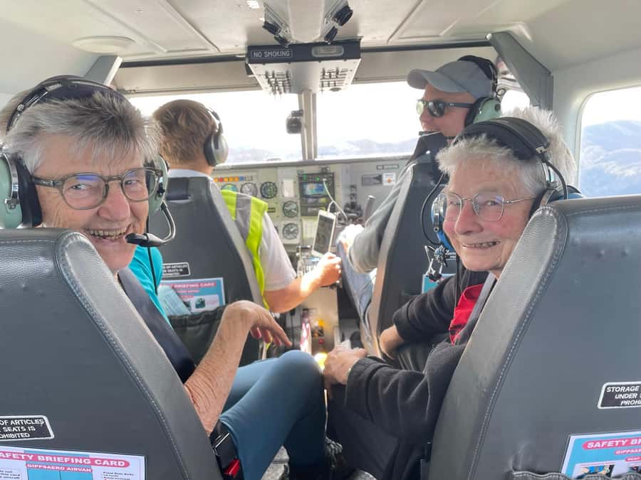Takaka: Farewell Spit/Abel Tasman Scenic Flight - Why the commentary matters