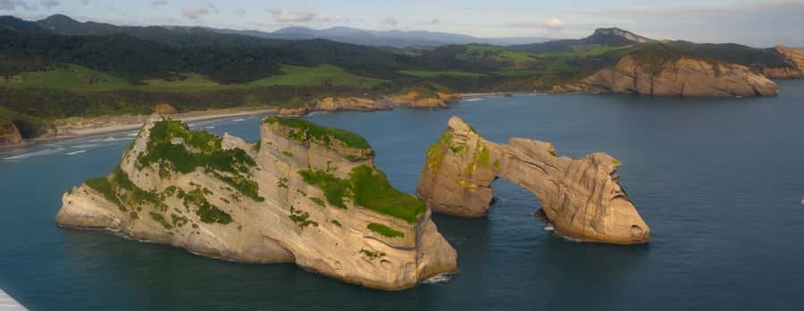 Takaka: Farewell Spit/Abel Tasman Scenic Flight - Who will enjoy this flight most?